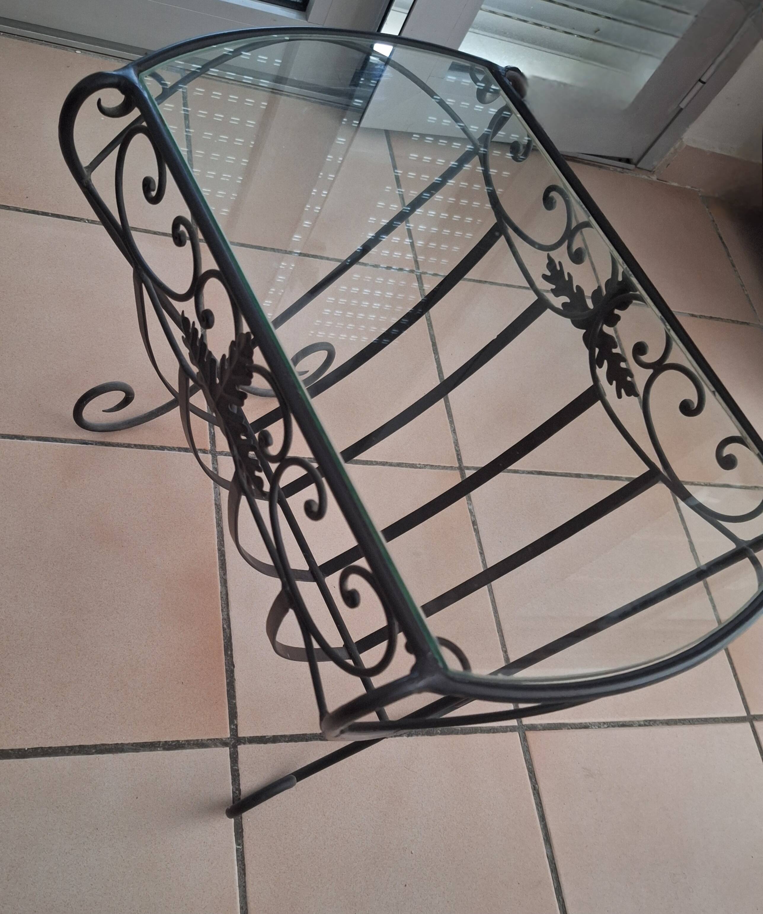 Table d'appoint porte revue