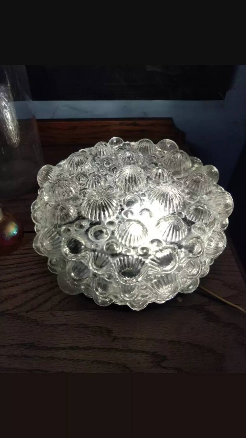 A pair of wall lights