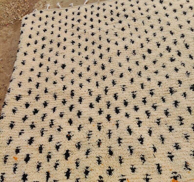 Natural wool rug handwoven 2.5/3.5 m