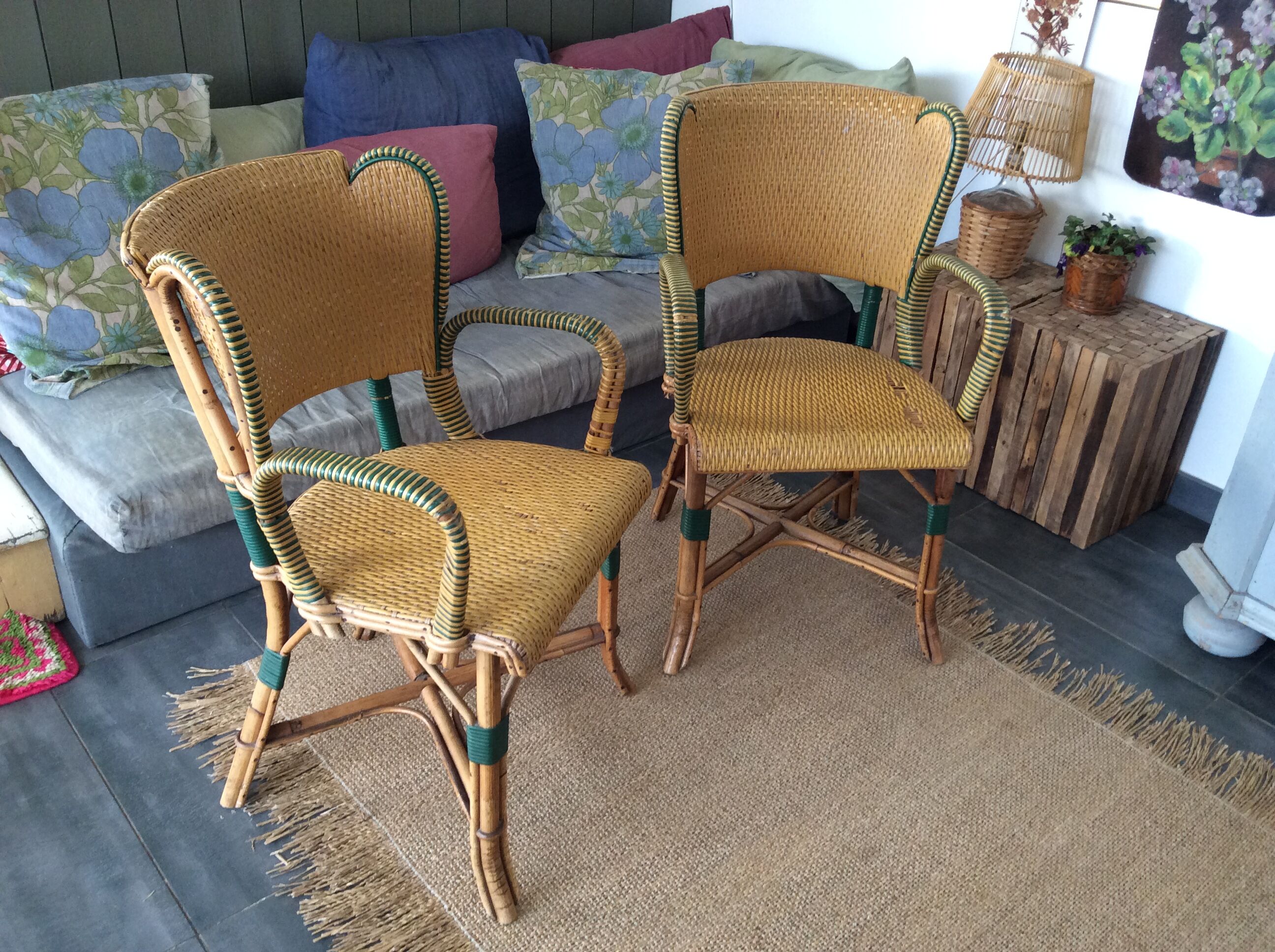 Paire de fauteuils en rotin