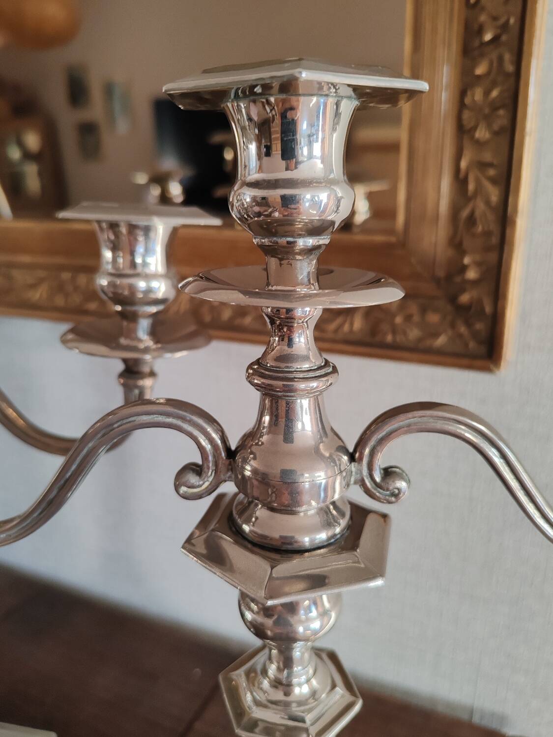 2 chandeliers en métal