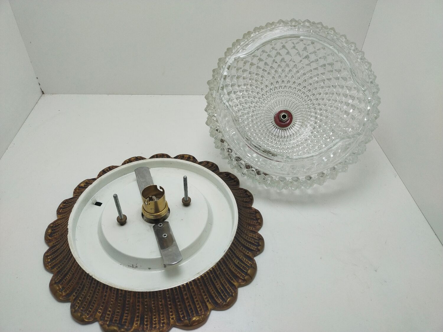 Ceiling lamp glass diamond tip and brass 70's