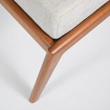 Fauteuil scandinave restauré avec repos-pieds, icône des années 60, tissu marron, teck