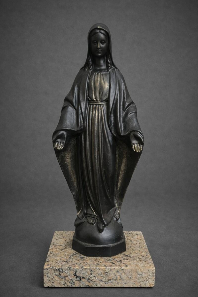 Ancient statue of the Virgin Mary – patinated cast on a marble base