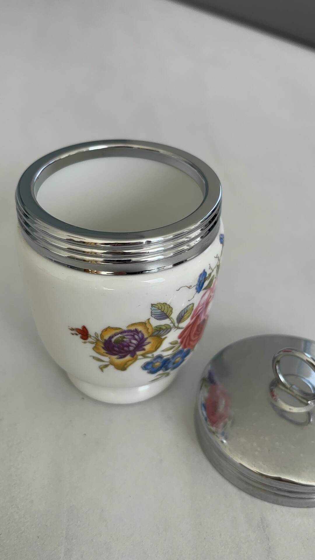 Egg Coddler Royal Worcester flower rose – Porcelain egg cup