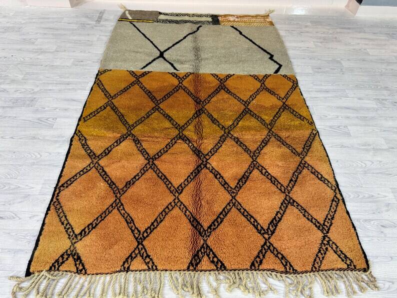 Traditional handmade rug 250cm x 150cm