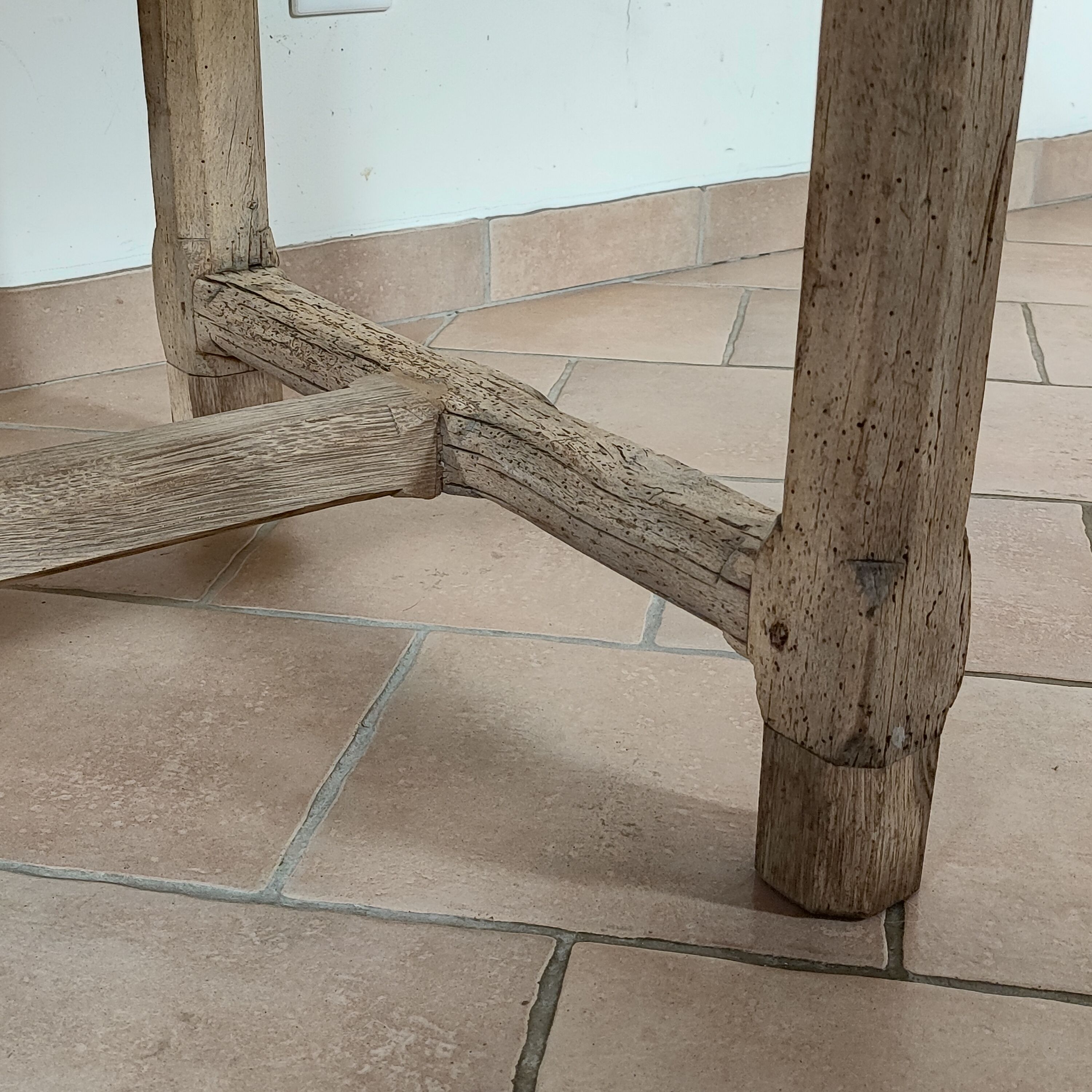 Farmhouse table