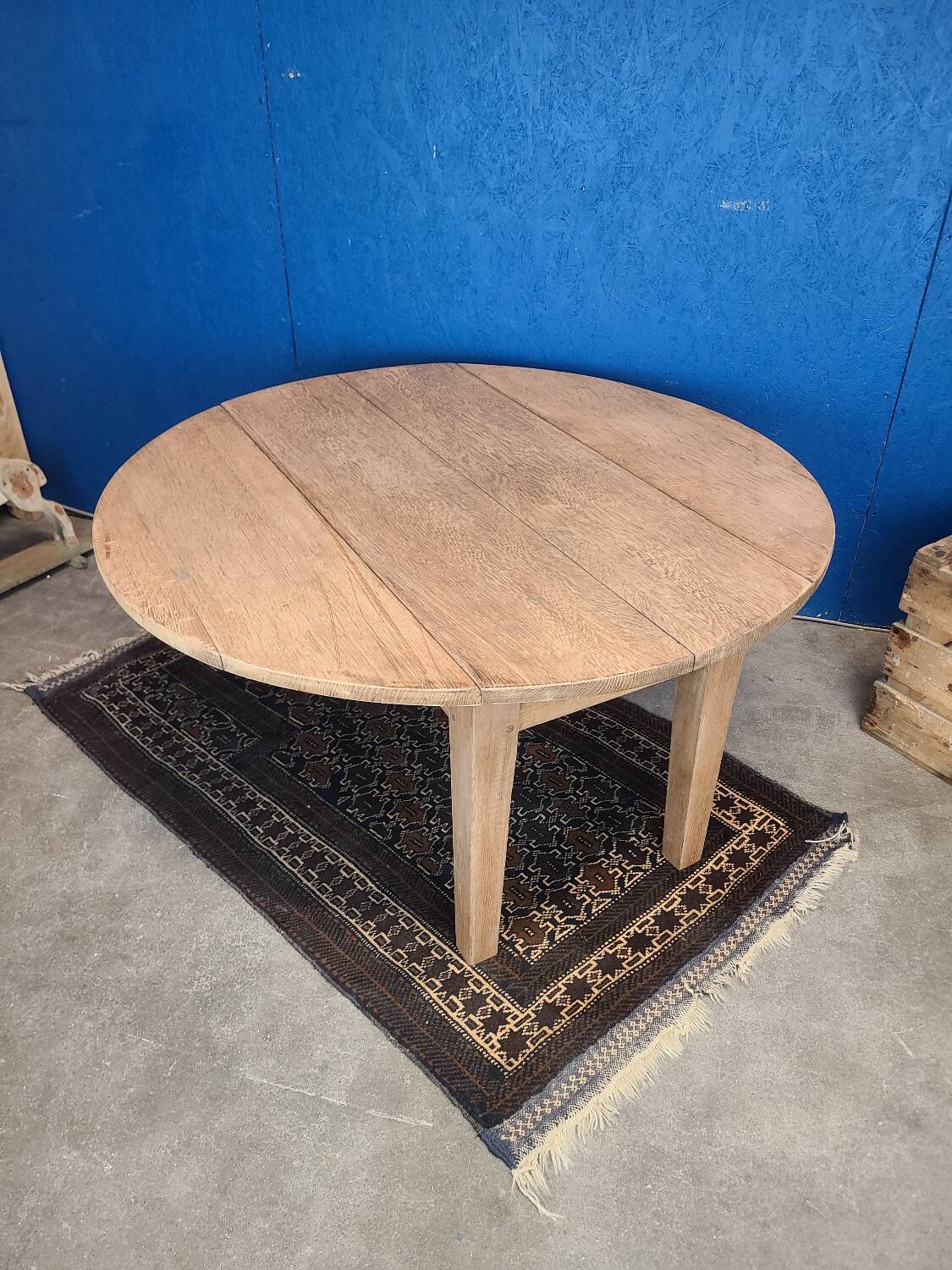 Vintage farmhouse coffee table with flap