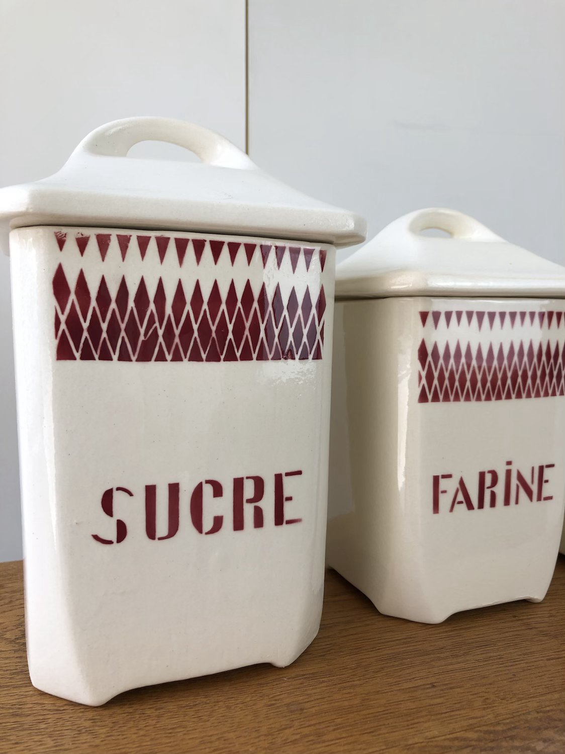 Set of 5 pink spice pots