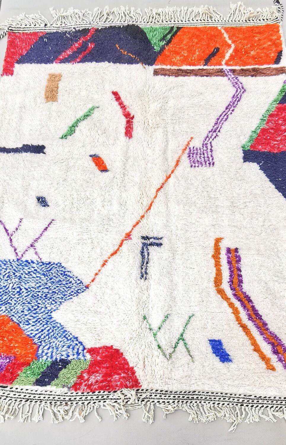 Berber carpet beni ouarain