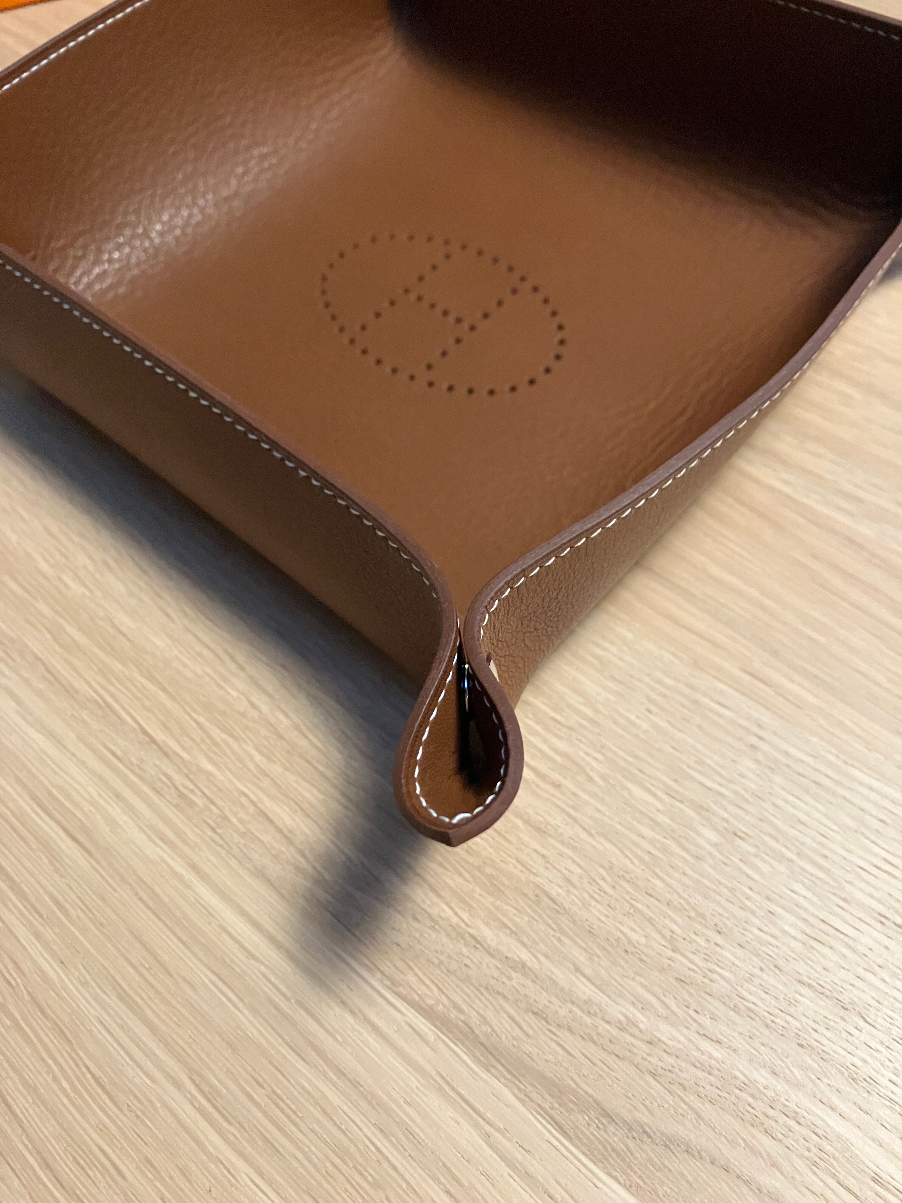 Hermès leather pocket vacuum