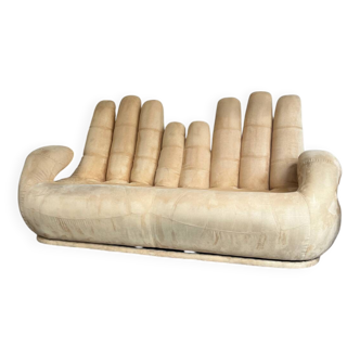 Hand sofa - post-modernism (‘80s)