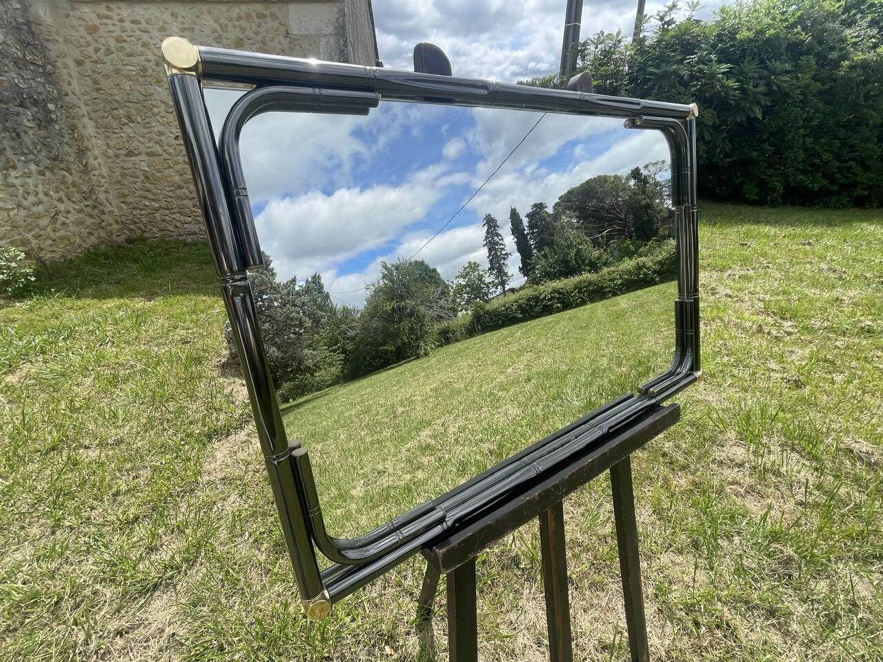 Vintage rectangular wall mirror in tubular metal and brass, 1970s/1980s.