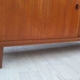Cabinet with Secretary