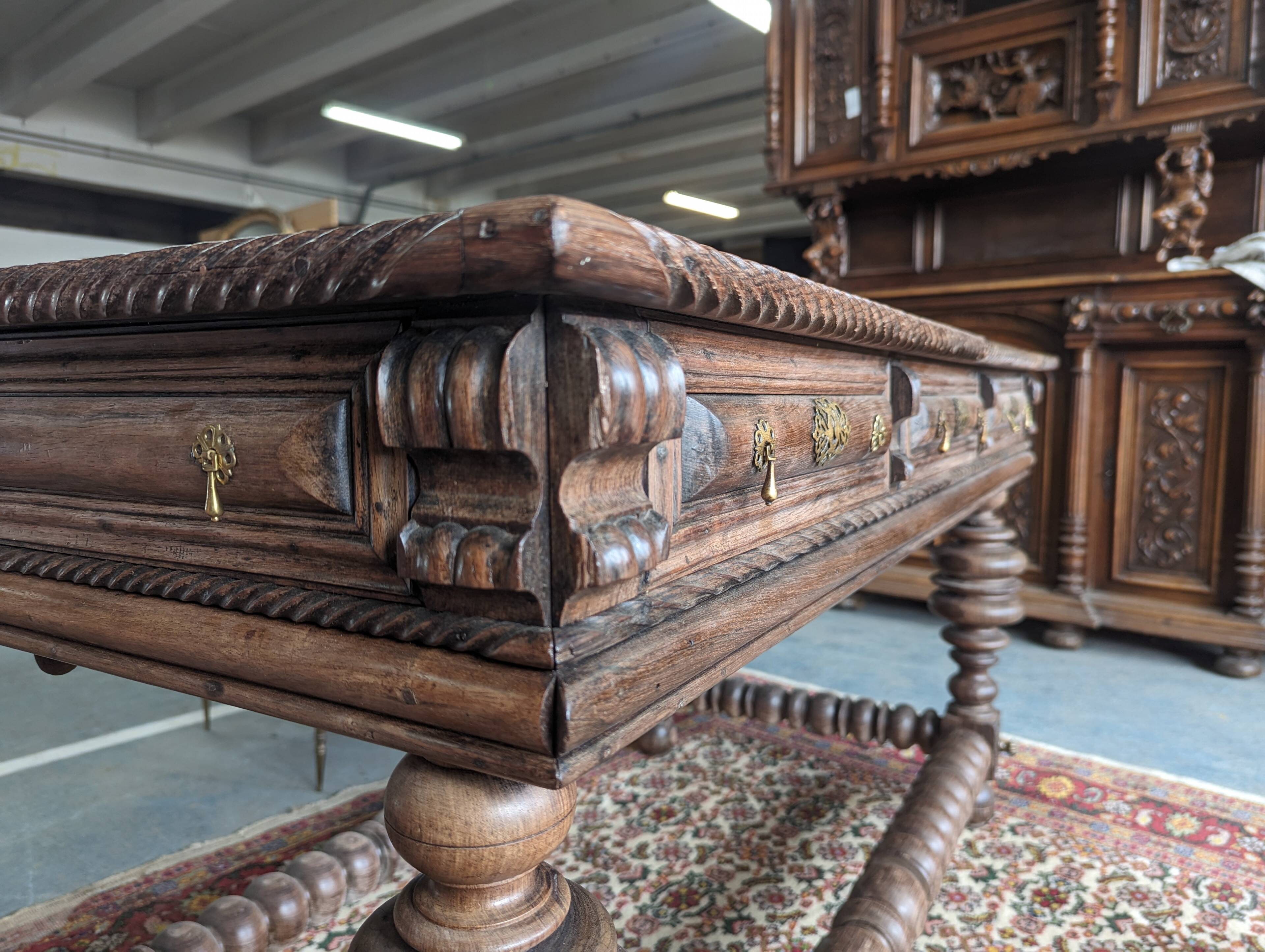 19th century Portuguese rosewood table