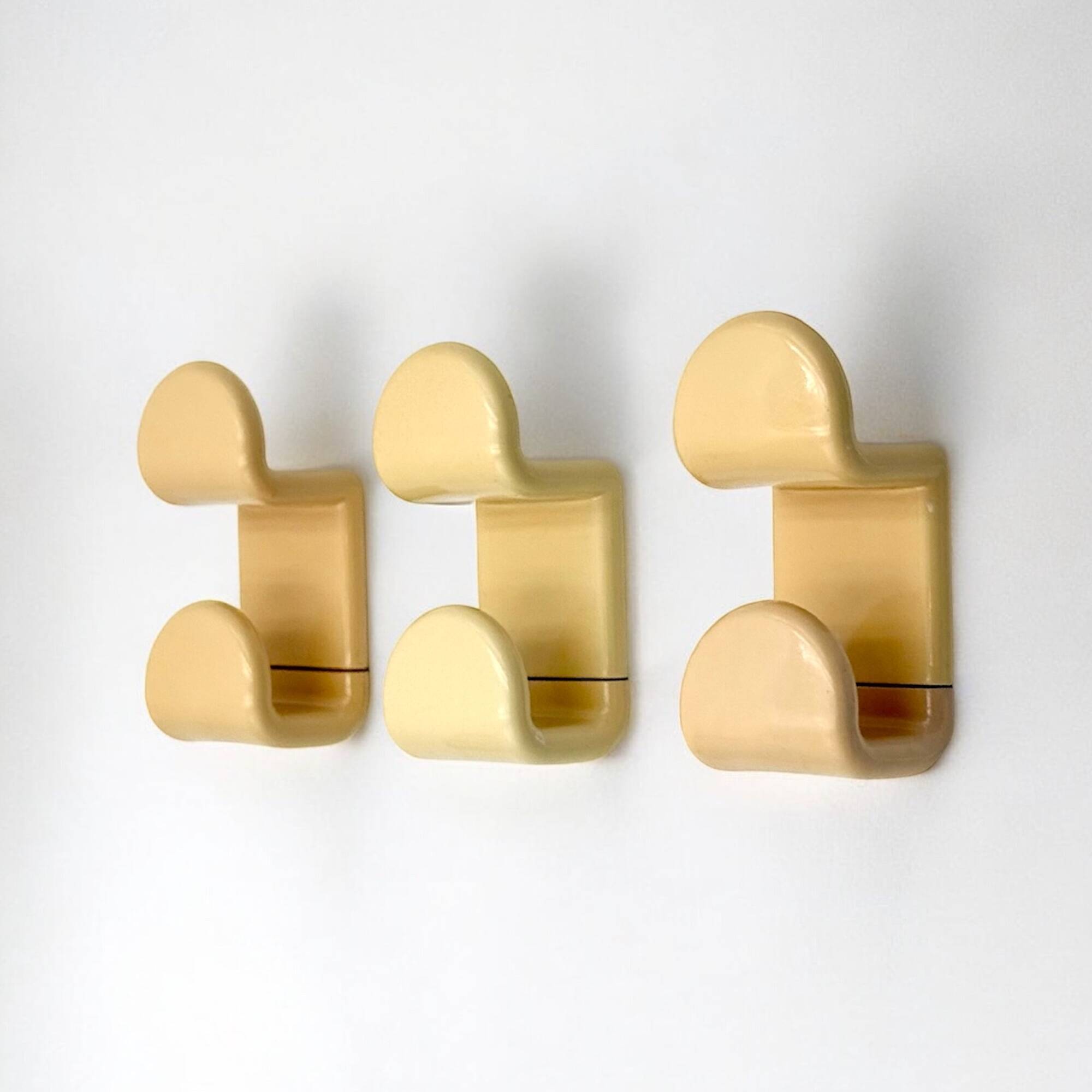 Set of Beige Coat Hooks by Ambrogio Rossari for Gedy, 1970s