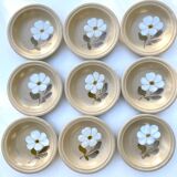 Saint Amand flowered soup plates