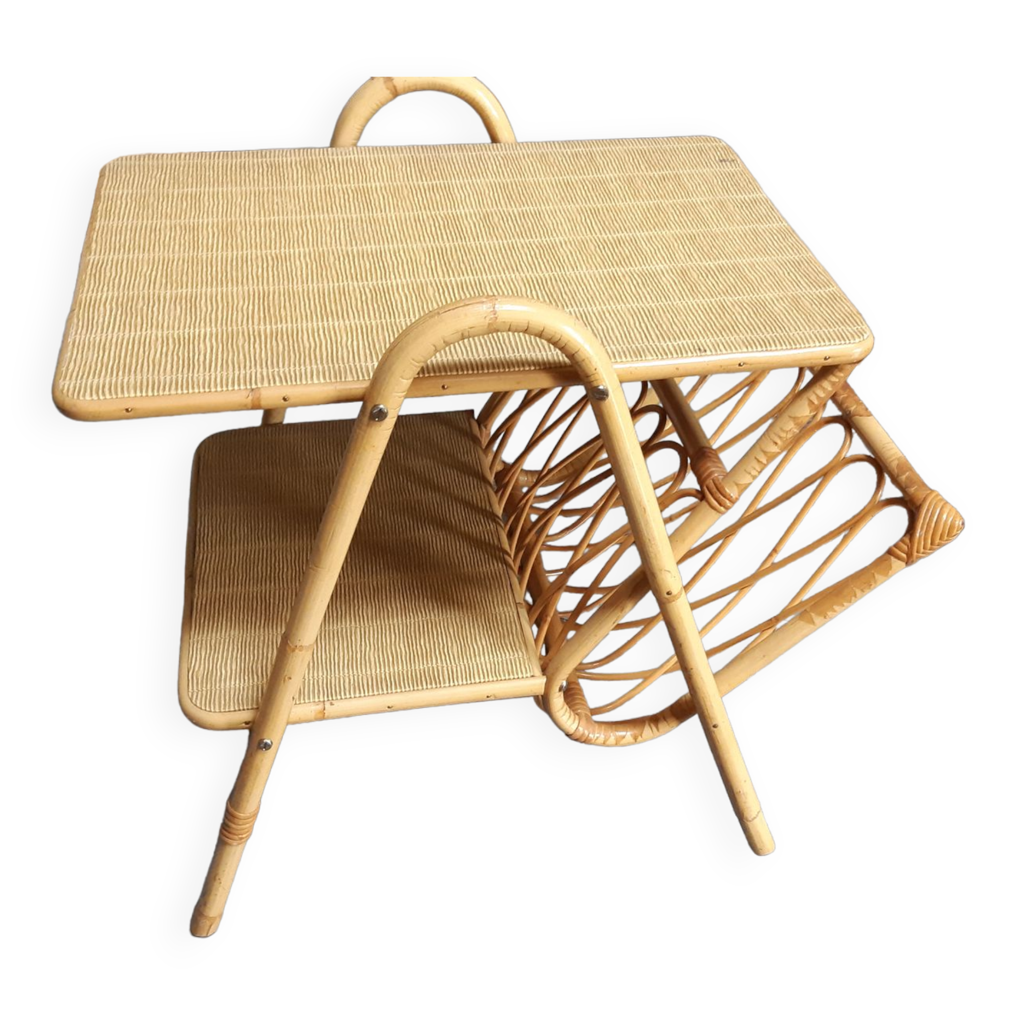 Rattan magazine door table