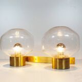 Appliquz mural en laiton vintage et en verre soufflé à la bouche.