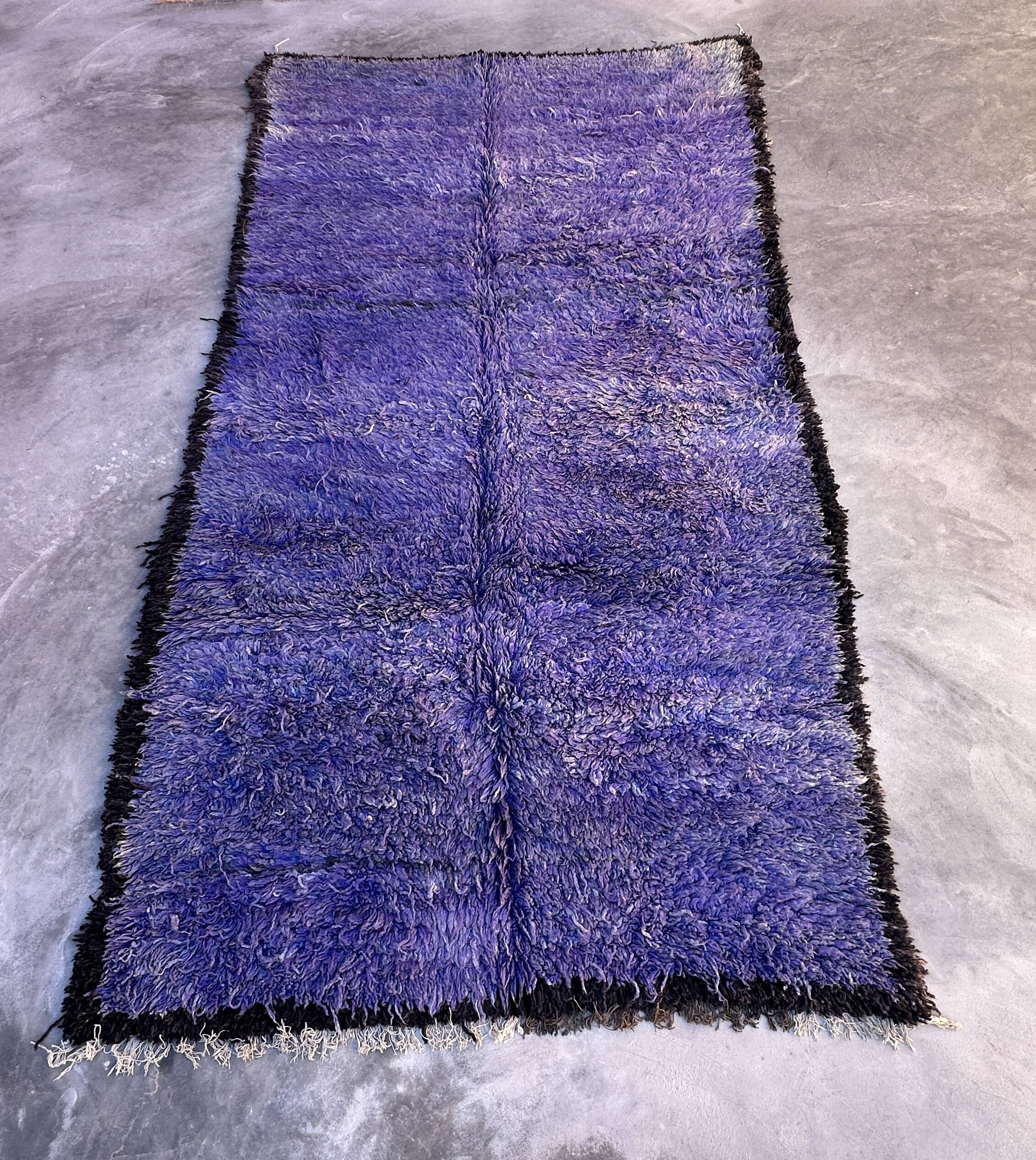 Blue Moroccan carpet - 190 x 350 cm