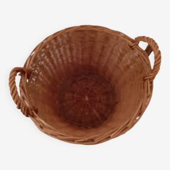 Wicker basket