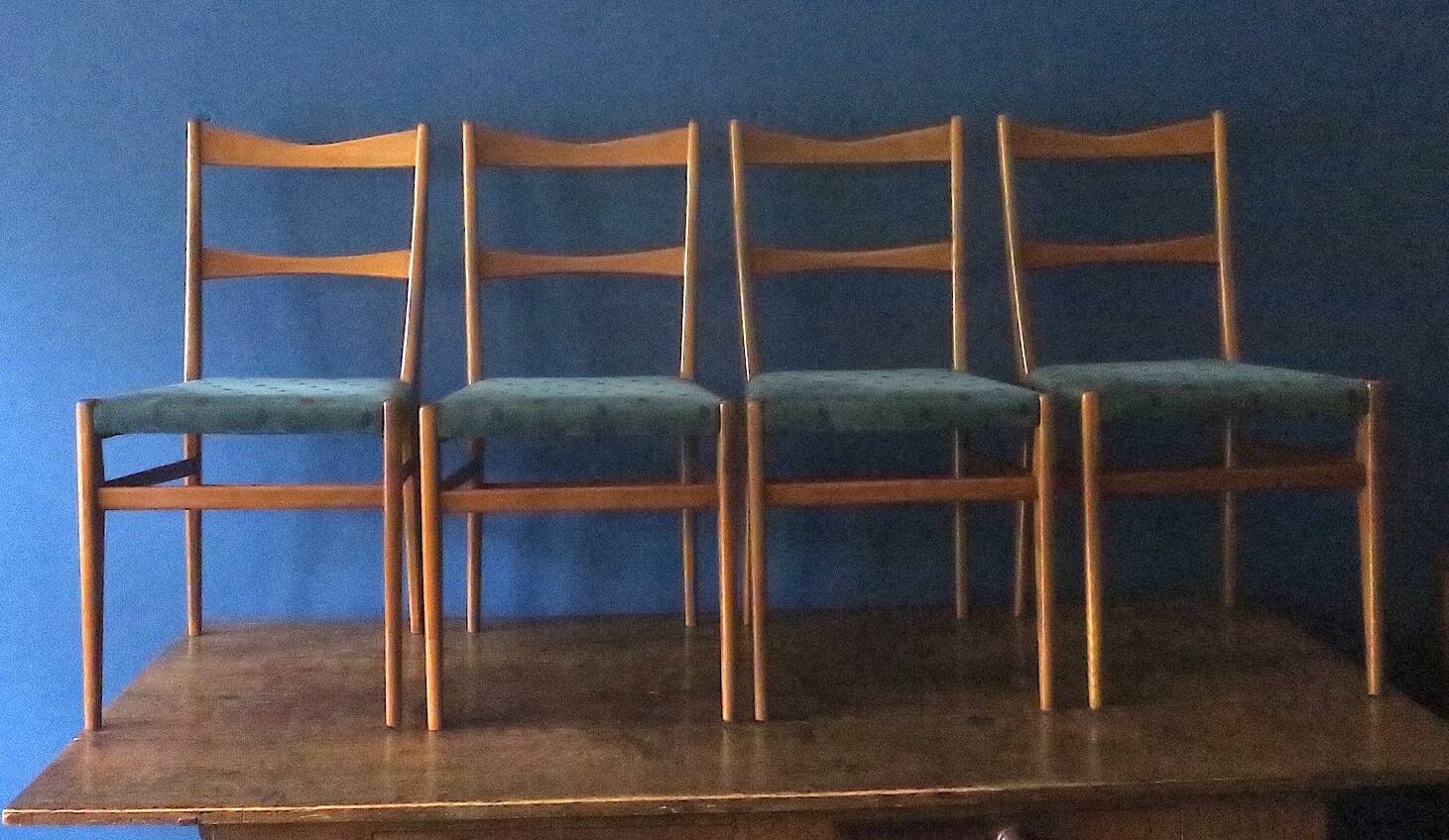 Set of 4 mid century dining chairs with turquoise covers, 1960