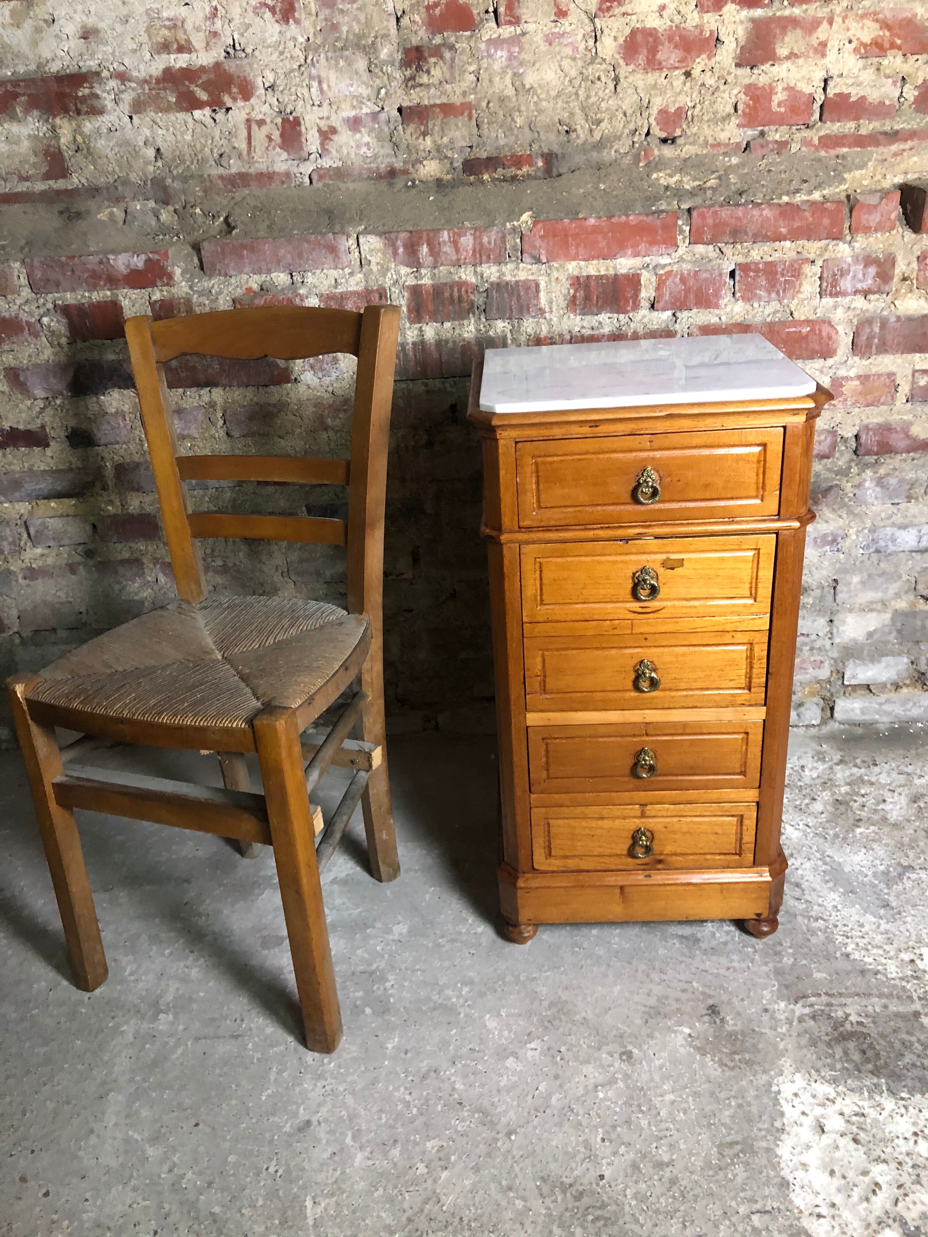 Waxed beech chiffon with white marble top