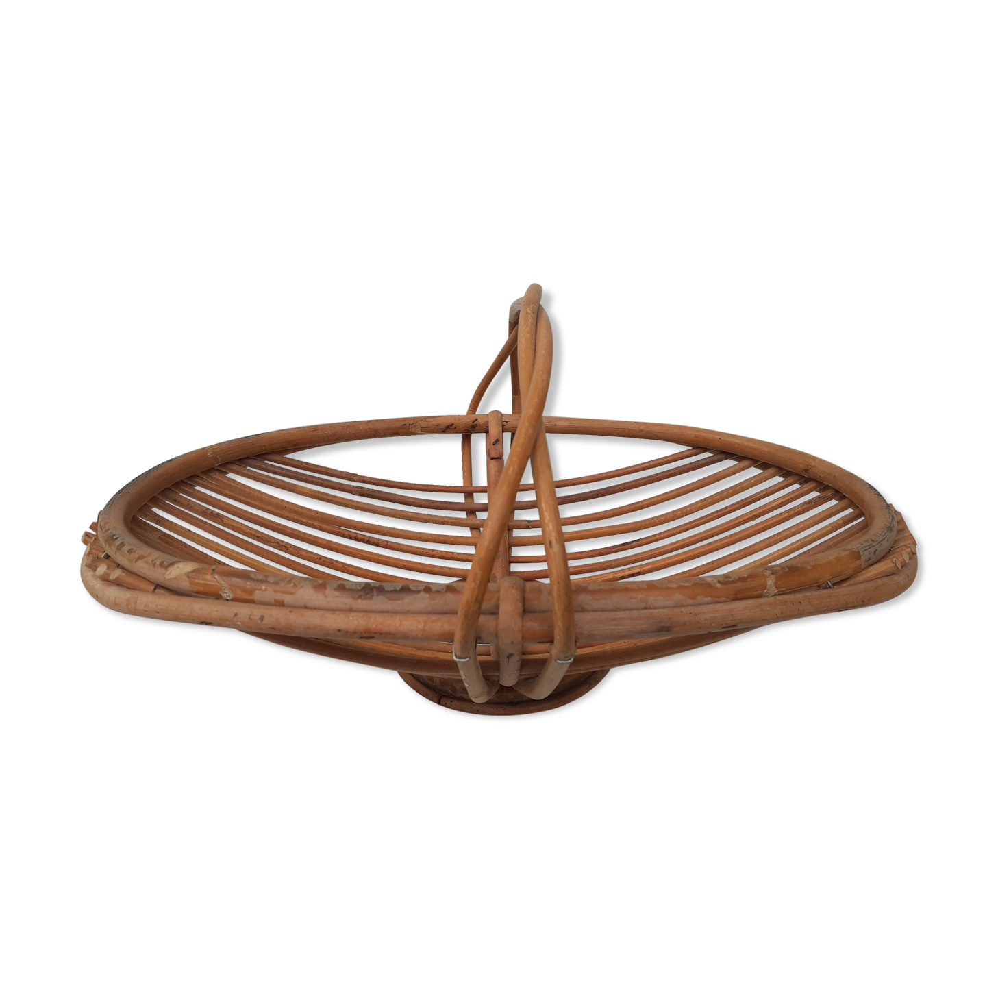Rattan fruit basket
