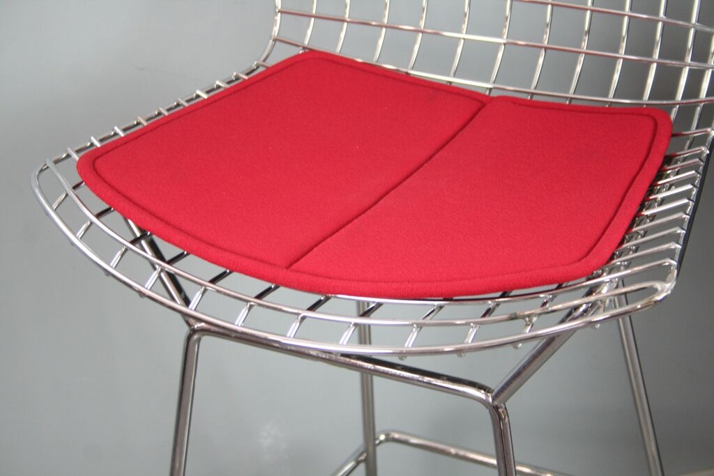 Bar stool Harry Bertoia Knoll chrome red cake