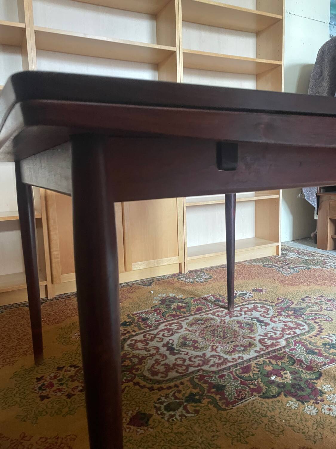 Mobel extendable Scandinavian dining table