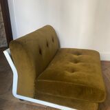 Armchair amanta by Mario Bellini