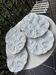6 assiettes à huîtres majolique