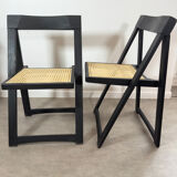 Paire de chaises cannées pliantes