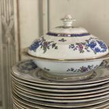 Earthenware dinner service, 155 pieces, Waring and Gillows, London