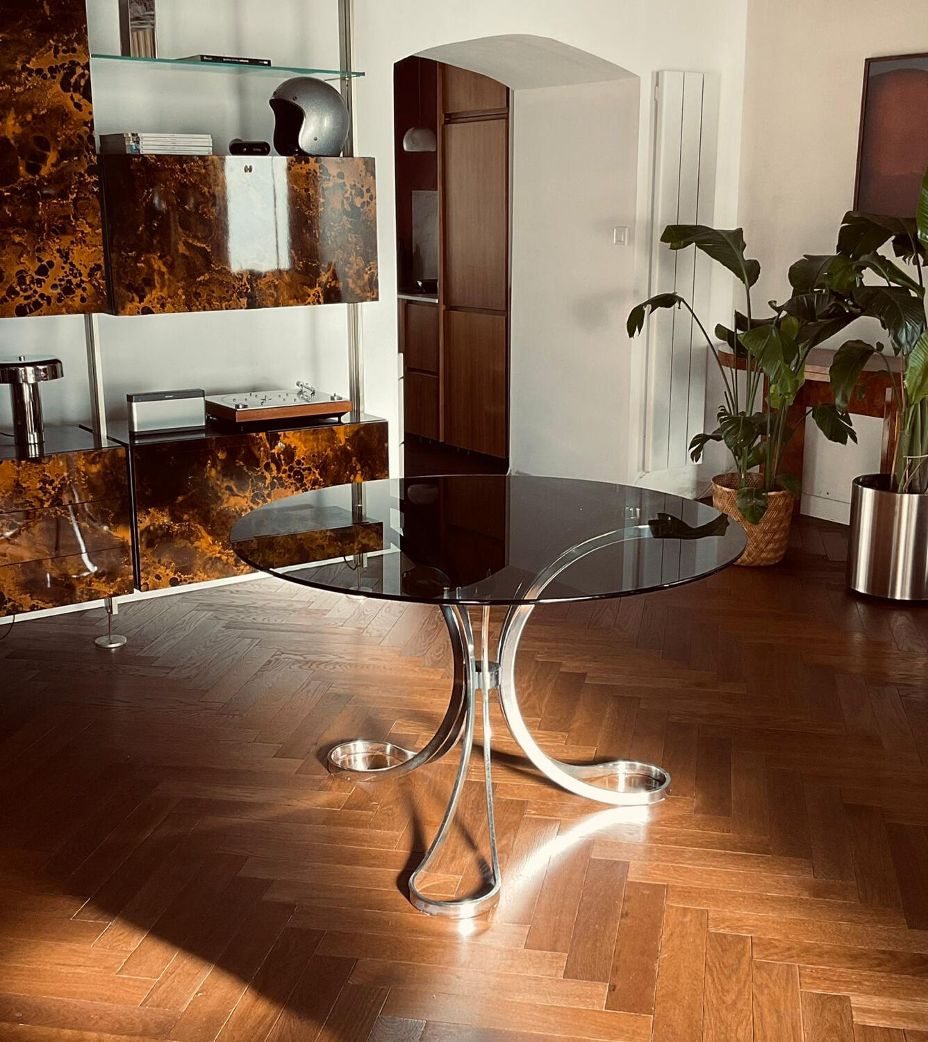 Vintage Italian design dining table from the 1970s.