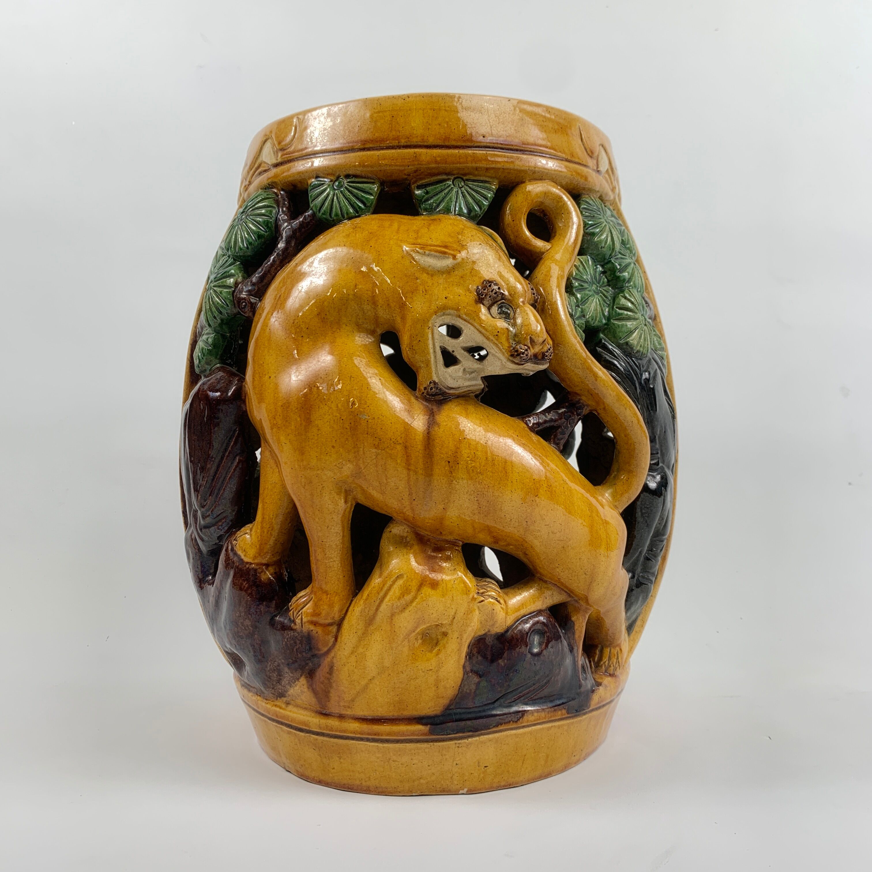 Ceramic garden stool Sancai china early twentieth century