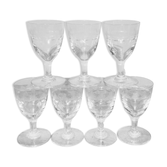 7 verres à liqueur