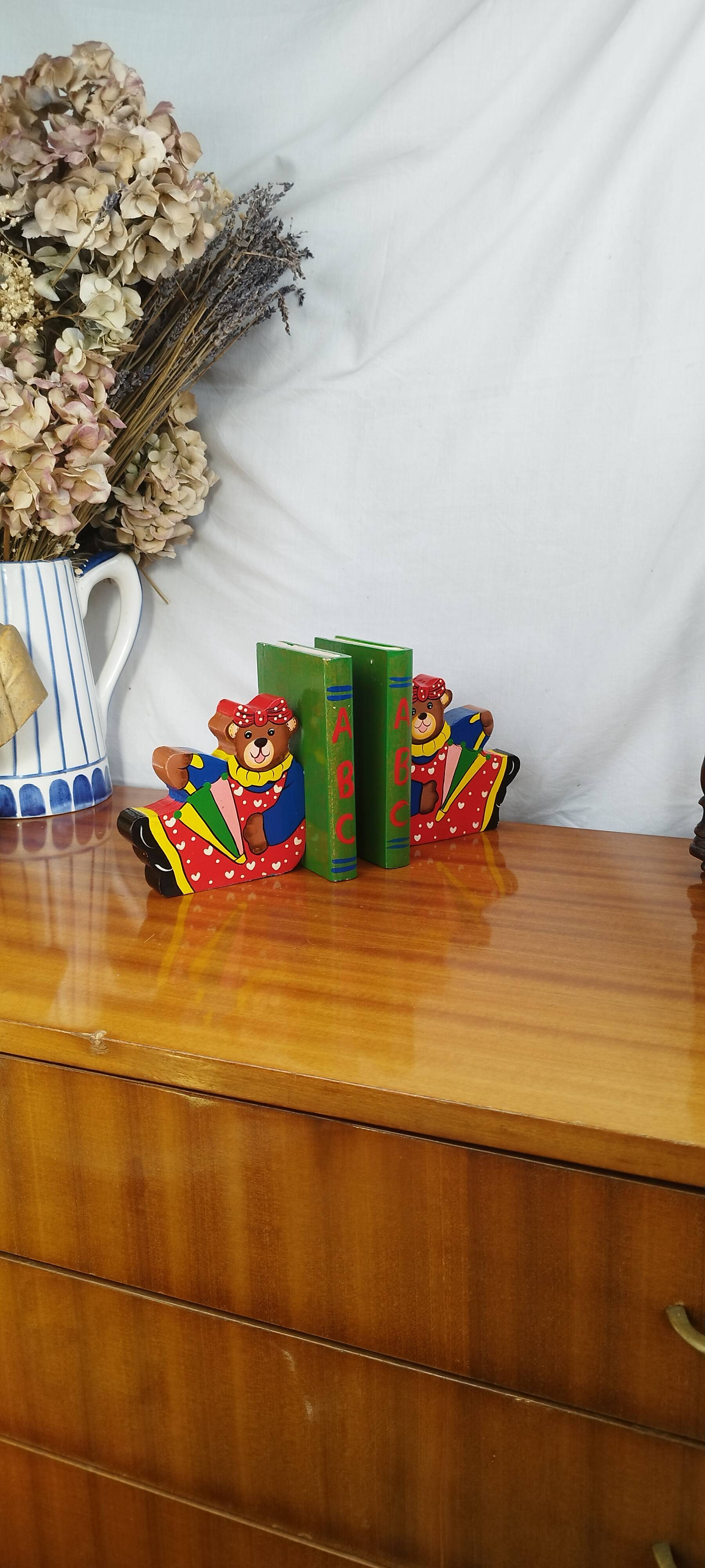 Vintage wooden bookends for kids, bear & books polychrome
