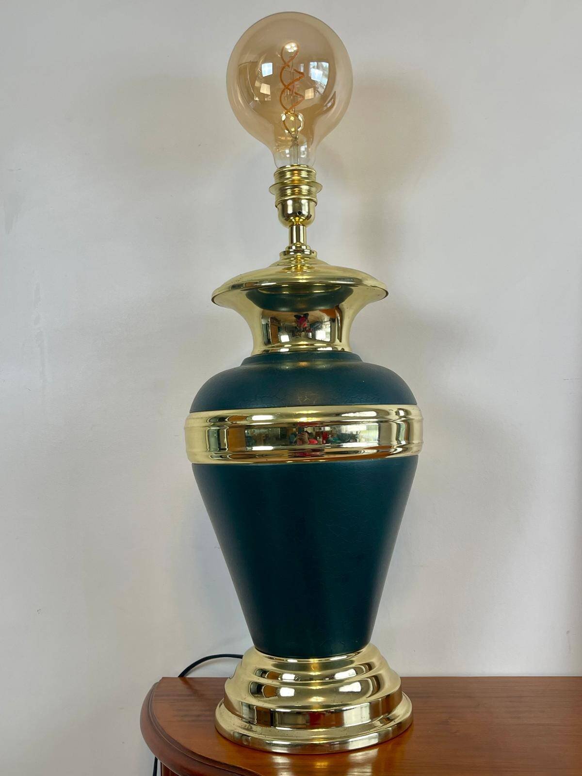 Vintage black and brass living room lamp