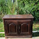 Buffet en chêne du dix huitième siècle