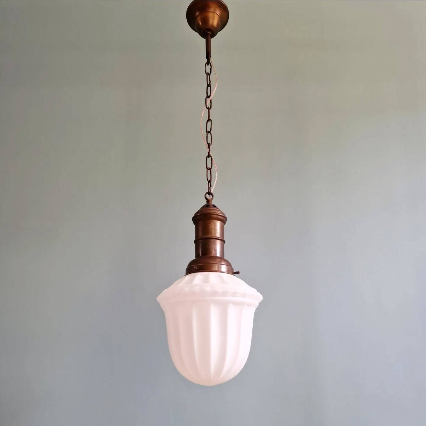 Art Deco suspension in pressed white glass, 1920s-30s.