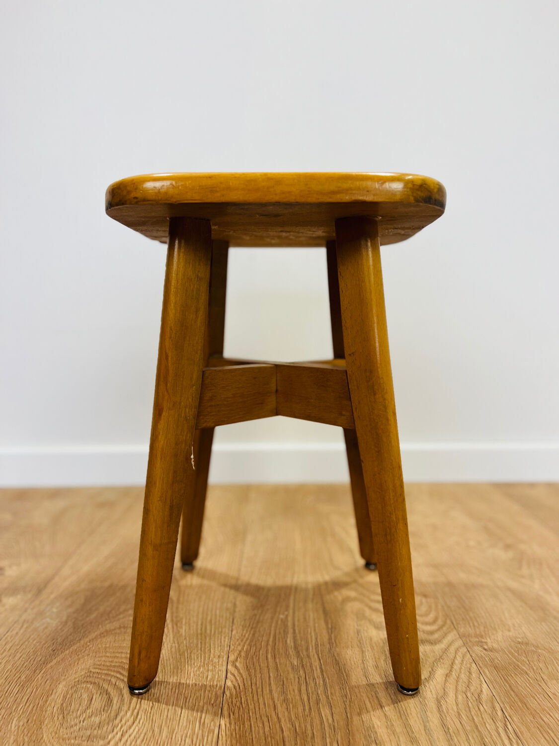 Stella stools