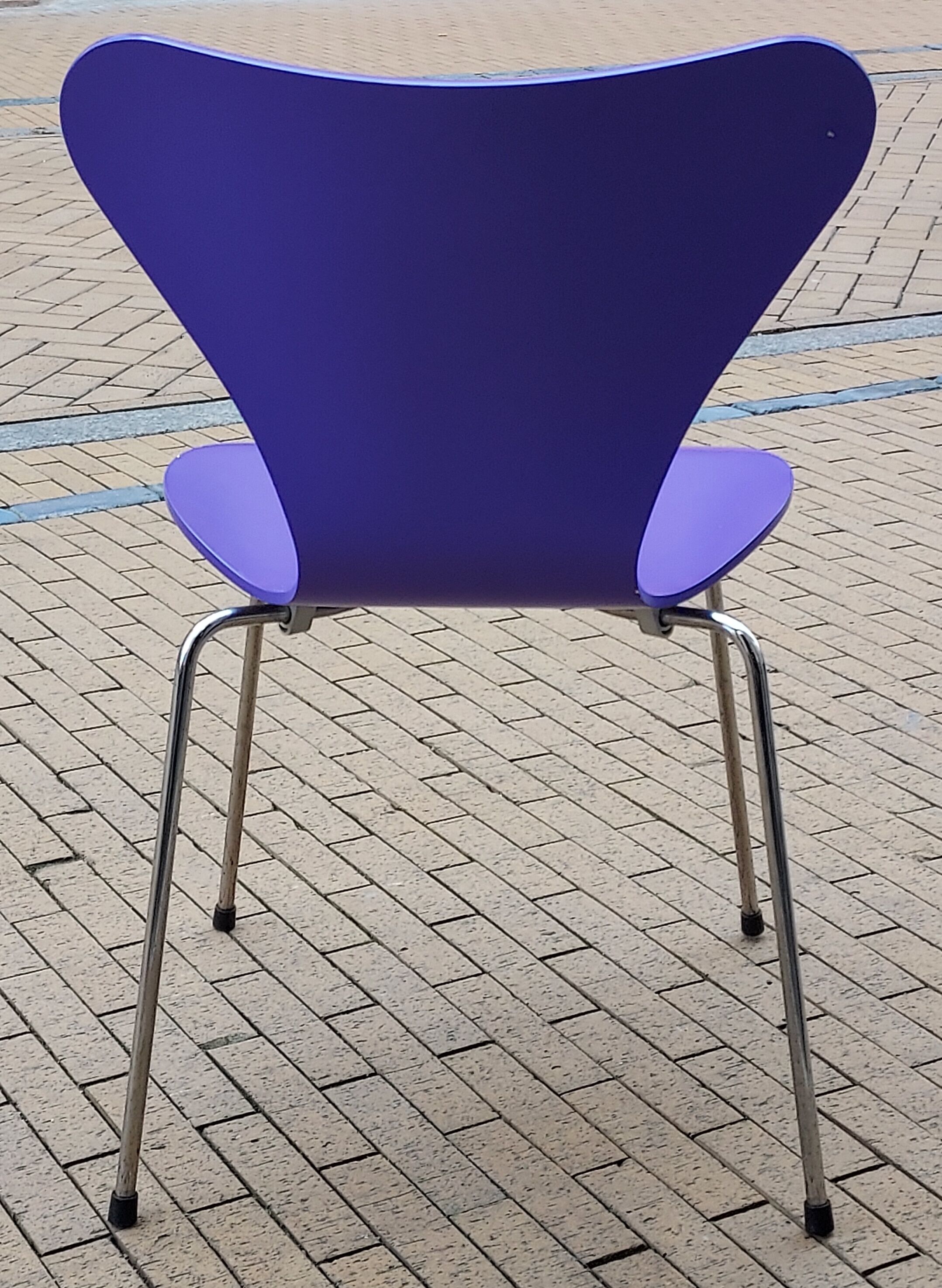 Chaise papillon série 7 d'Arne Jacobsen