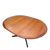 Table ovale en teck extensible deux rallonges, style Baumann
