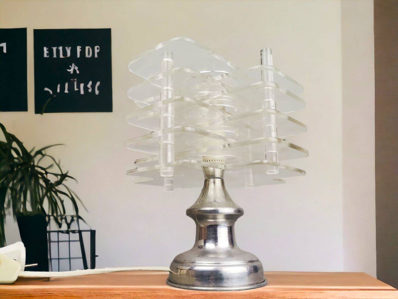 Dutch Century Modern Clear Acrylic Table Lamp, 1960s