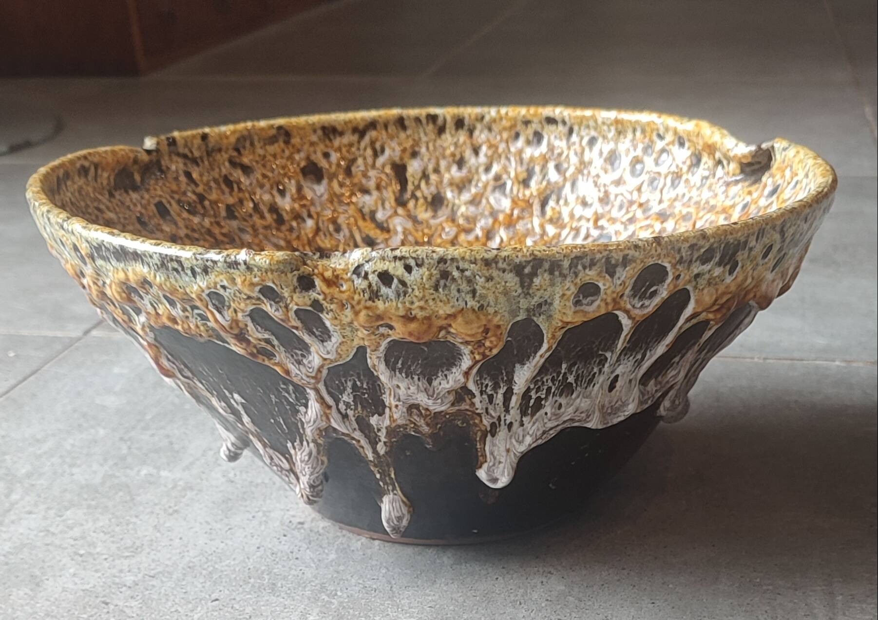Large Coupe "Fat Lava" Volcanic Character Piece (1960/70)