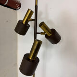 Lampadaire vintage moderniste marron et laiton à 3 spots, années 1960