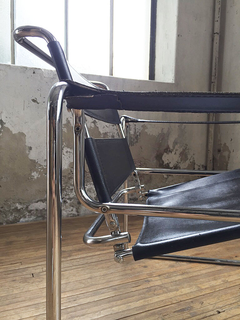 Bauhaus modernist leather chrome armchairs