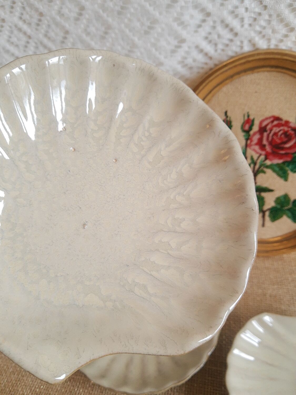 Set of 6 shells, ramekins, vintage ceramic cups