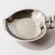 Vintage 1960s silver-plated catchall, double heart shell with ring handle.